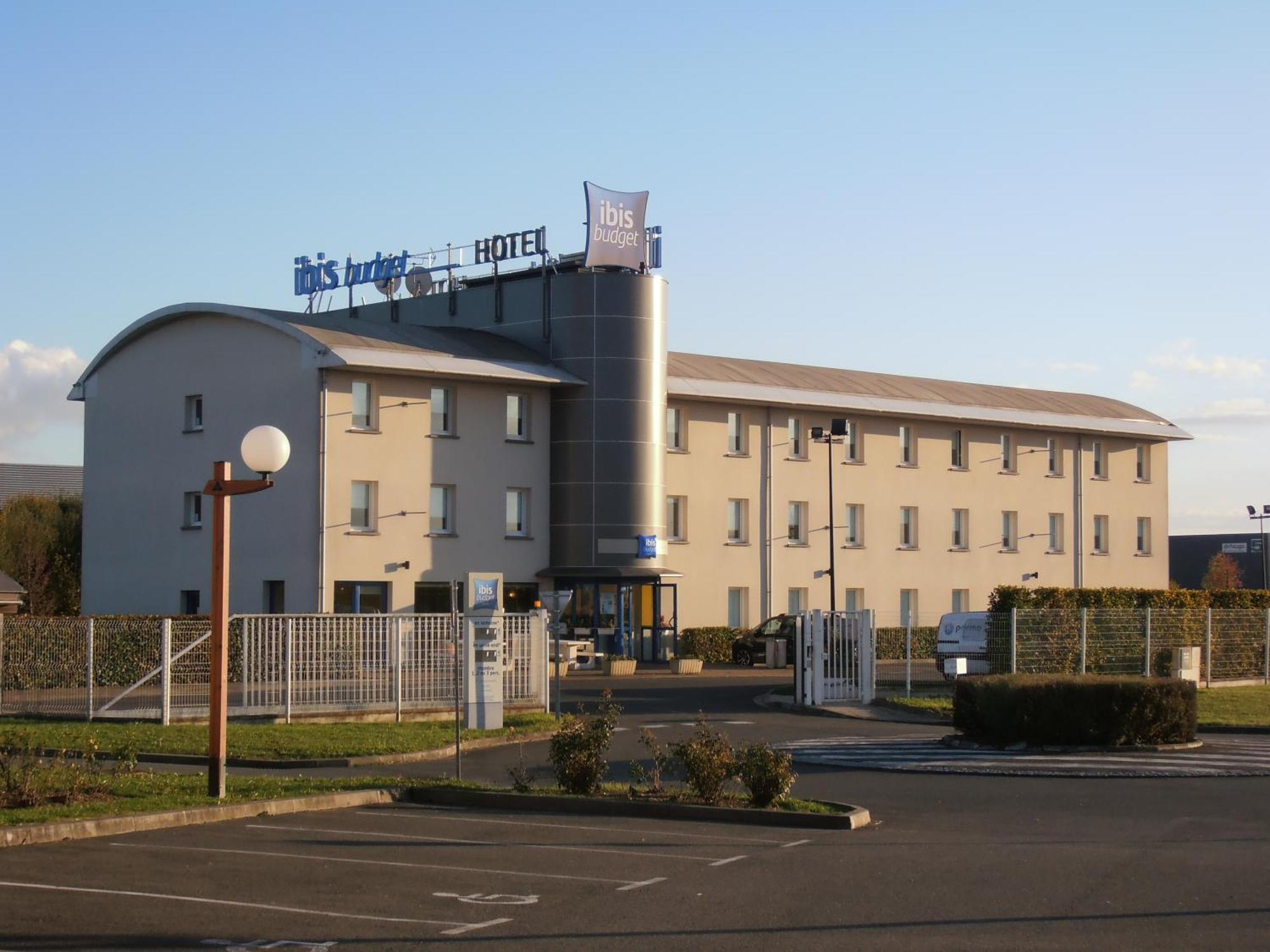 Ibis Budget Meung Sur Loire Exterior photo